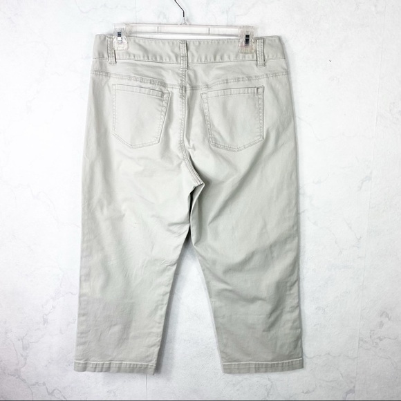 [Merona] Tan Crop Capri Pants - Picture 2 of 2